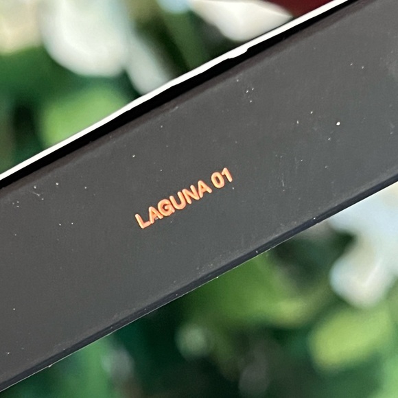 NARS • LAGUNA BRONZING POWDER 01 - Picture 2 of 5